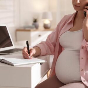 פיטורים של עובדת בהריון